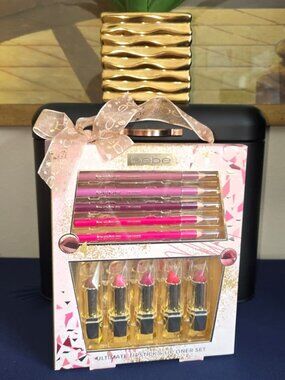 Bebe Lipstick & Lip Liner Set Gift Box Makeup Kit New 💄✨